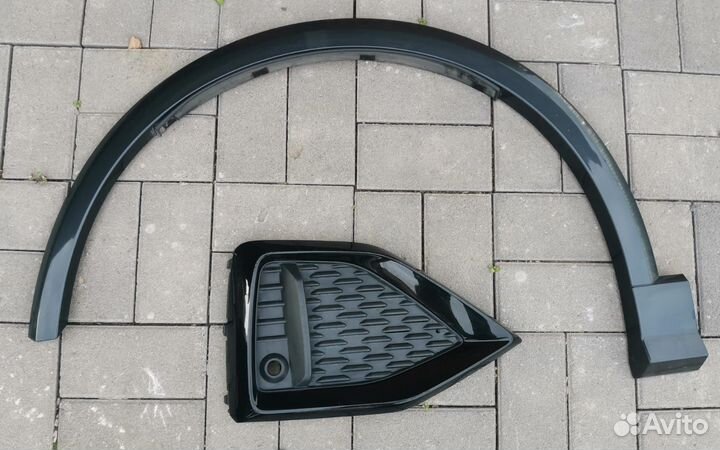 Audi Q5 80A расширитель передний левый решетка пр