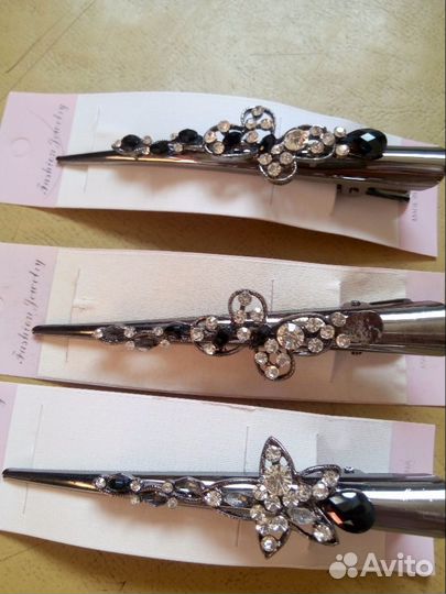 Заколка со стразами