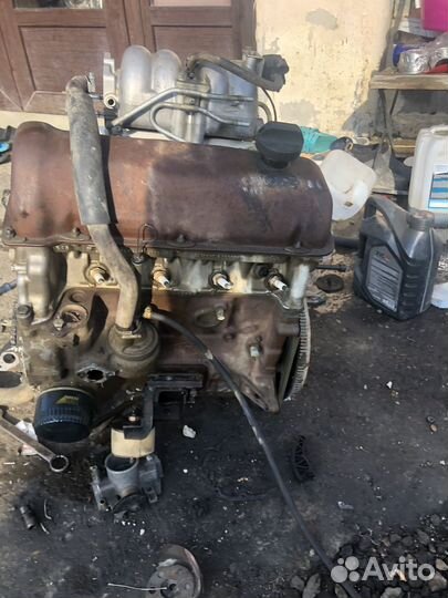 Двигатель на ниву 21213