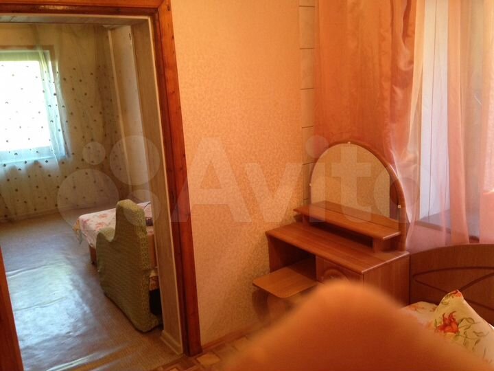 2-к. квартира, 30 м², 1/2 эт.