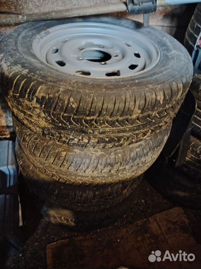 Колеса в сборе на УАЗ соболь нива