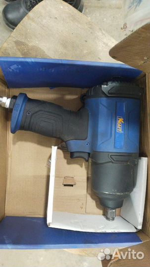 Пневматический гайковерт