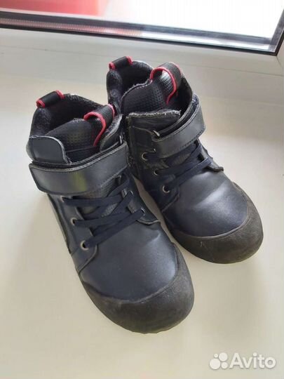 Ботинки кожанные 30 размер