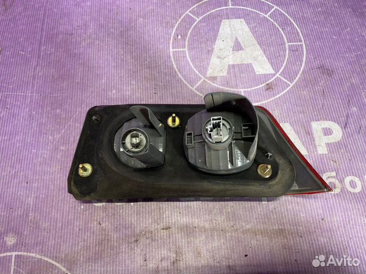 Фонарь в крышку багажника левый Honda Accord 7 CL9