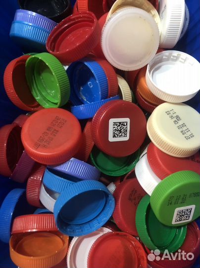 Крышки от пластиковых бутылок. Декор