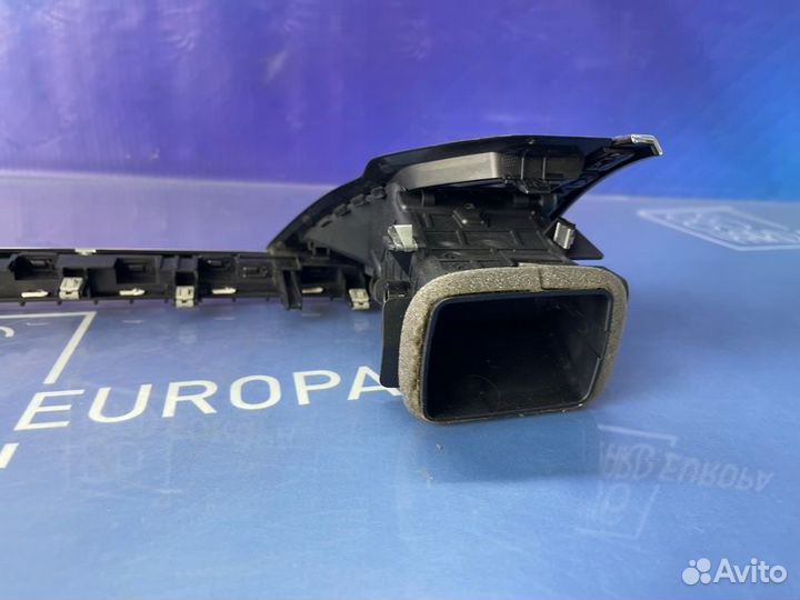 Дефлектор воздушный передний левый Bmw X3 G01