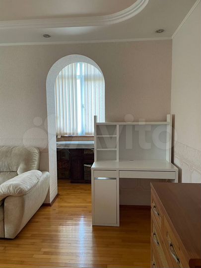 2-к. квартира, 52 м², 9/9 эт.