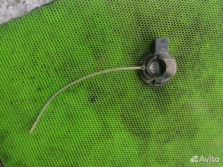 Лючок бензобака для Skoda Fabia 2007-2015