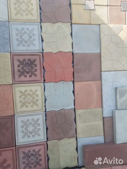 Требуется менеджер