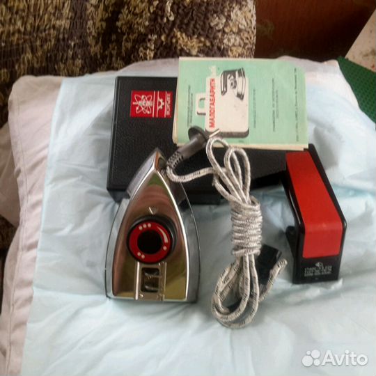 Утюг дорожный