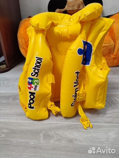 Детские круг и жилет