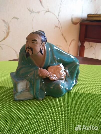 Фарфоровые статуэтки