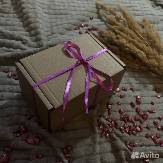 Бьюти бокс с косметикой подарок на 8 марта