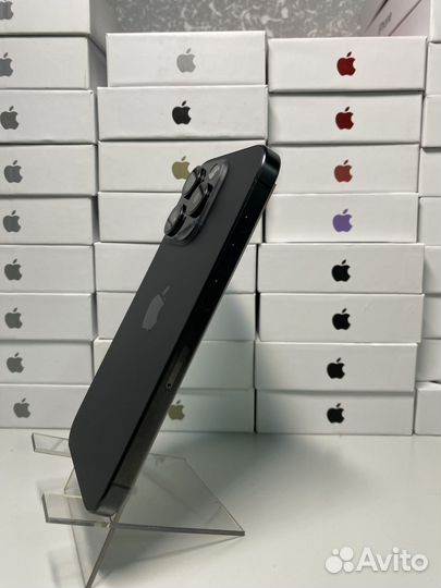 iPhone 15 Pro, 256 ГБ