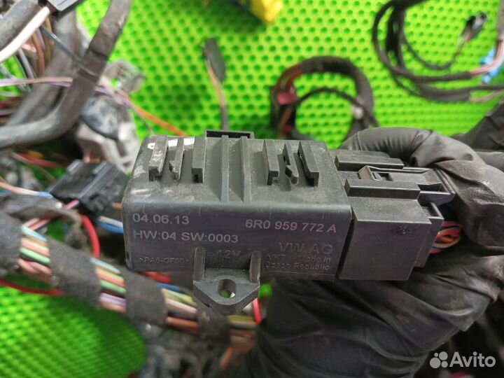 Блок управления обогревом сидений Volkswagen Polo