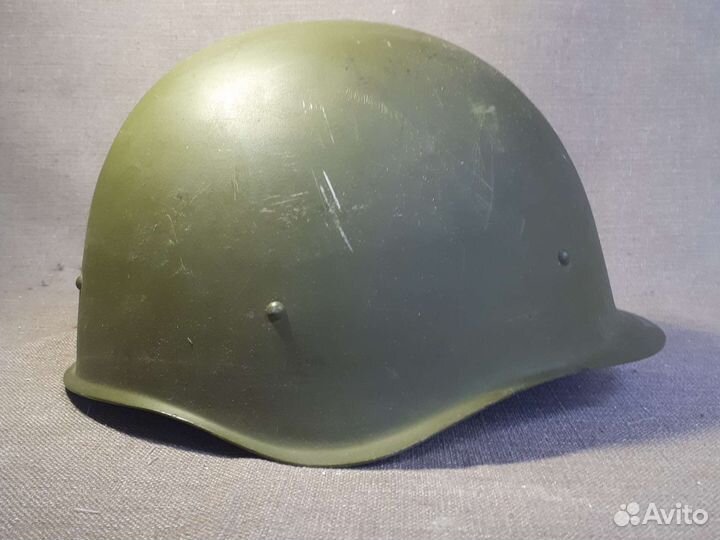 Каска армейская р-2