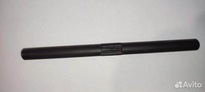 Ключ и болты резцедержки тв4