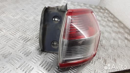 Фонарь задний правый ford escape 3 (83F07MY01)