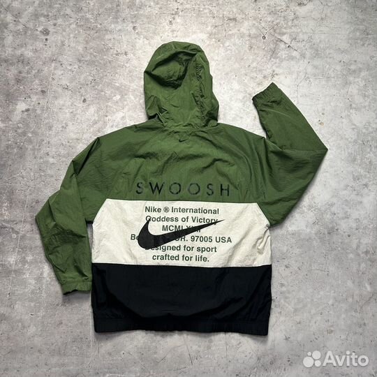 Ветровка nike swoosh оригинал