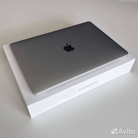 MacBook Pro 13 2020 i5 16gb 512gb