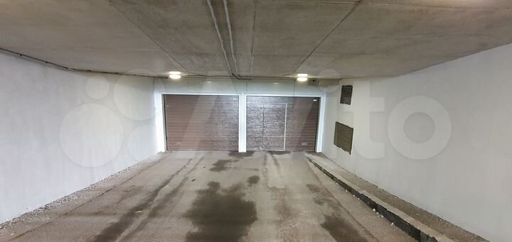 Машиноместо, 14 м²