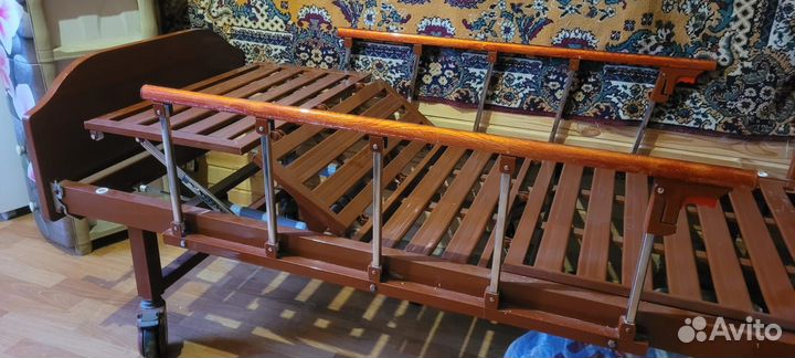 Медицинская кровать для лежачих больных бу