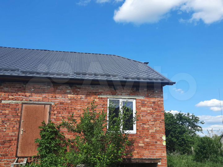 Дом 240 м² на участке 8 сот.