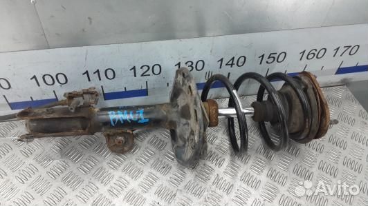 Стойка передняя правая toyota RAV 4 ZSA3 (BML01N50