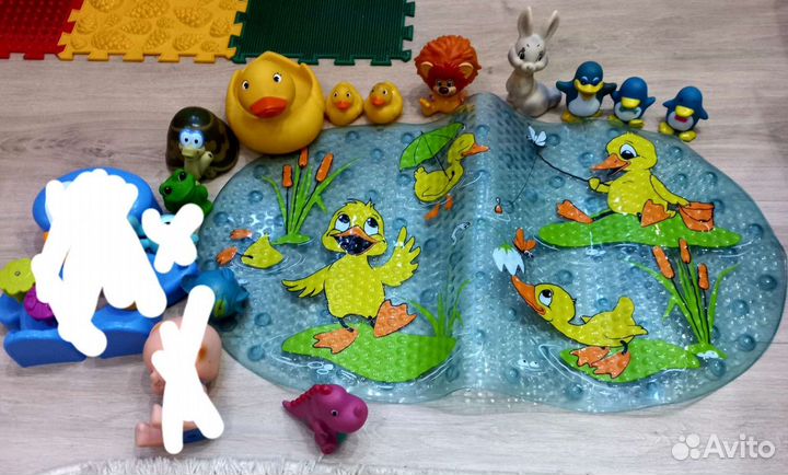 Игрушки-персонажи из мультфильмов