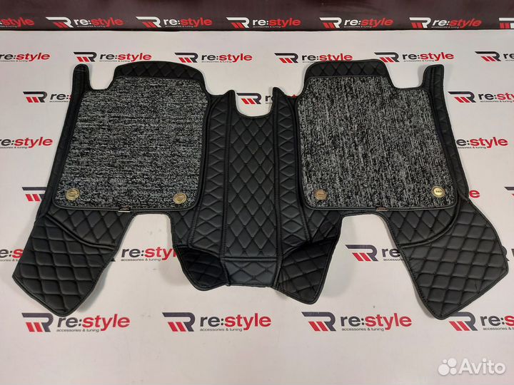 Ковры салона 3D Honda Vezel Правый руль Черные