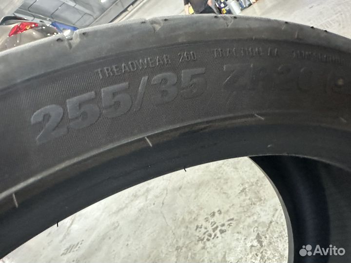 Kumho Ecsta PS91 265/35 R20 99Y