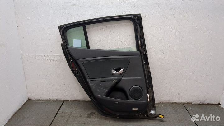 Дверь боковая левая задняя Renault Megane 3
