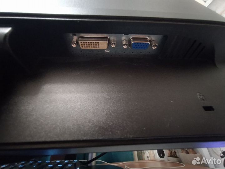 Монитор для компьютера 22 дюйма 1680x1050