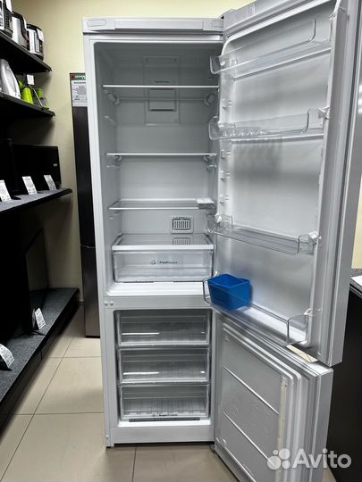 Холодильник Indesit ITS 5200 W (Км 78)