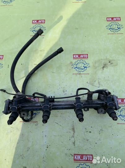 Топливная рампа с форсунками Mercedes w202