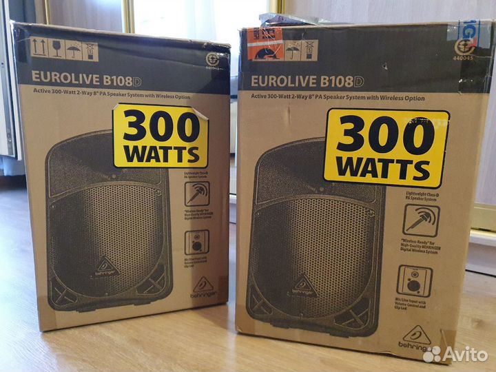 Активные акустические колонки Behringer B108D