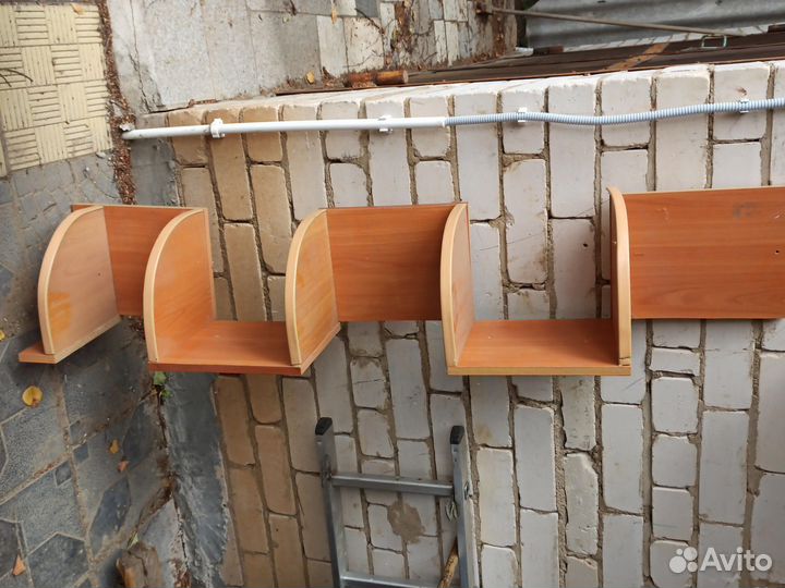 Полка настенная навесная бу