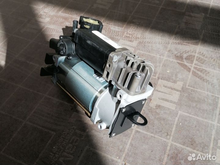 Компрессор пневмо подвески wabco Mercedes w220