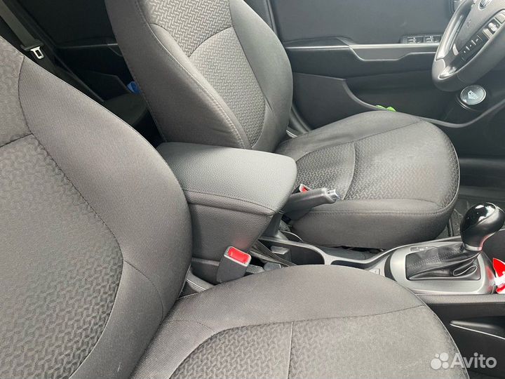 Подлокотник для Kia Rio 3 / Киа Рио 3