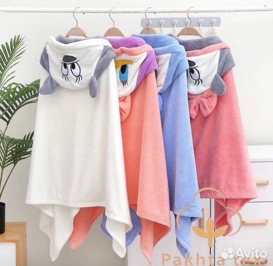 Детское полотенце-уголок с капюшоном