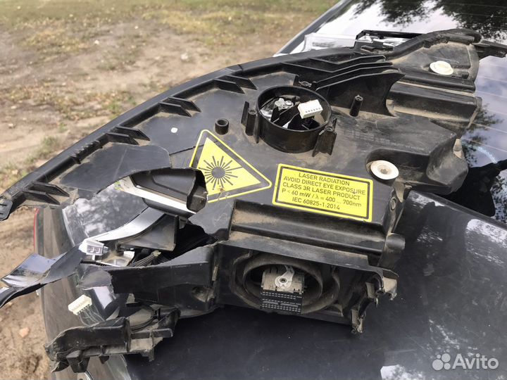 Фара правая Bmw X7 G07 на запчасти