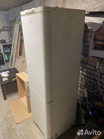 Холодильник