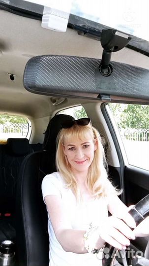 Автоинструктор женщина