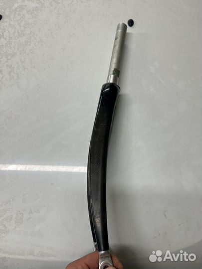 Шоссейная карбоновая вилка