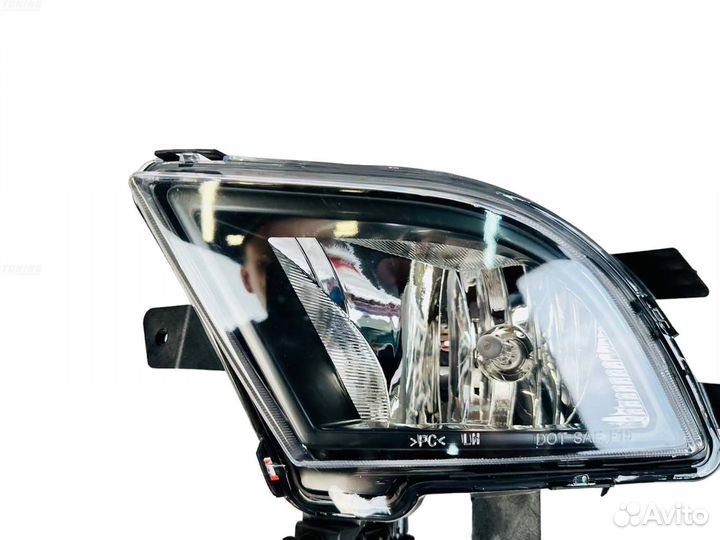 Противотуманные фары Volkswagen Jetta (A6 ) U1755