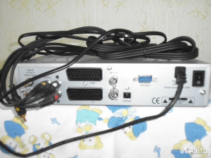 Спутниковый Ресивер(тюнер) globo 7010C-1c