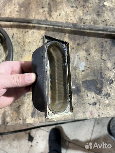 Плафон освещения номерного знака