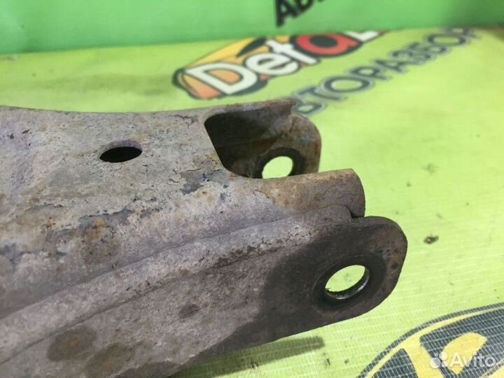 Рычаг поперечный задний правый Hyundai Santa Fe CM