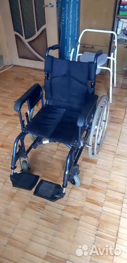 Коляска инвалидная