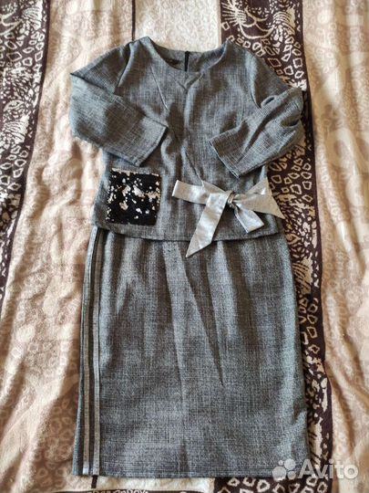 Костюм женский 42 размер